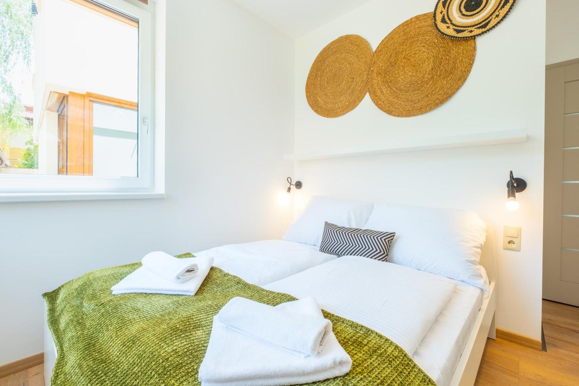 B72 Residence Siofok Bagian luar foto